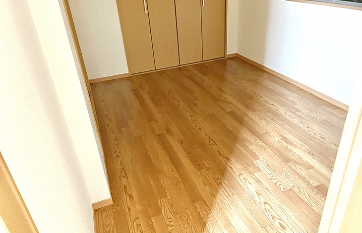 無垢フローリングは素材そのものの魅力を生かした、快適な空間づくり